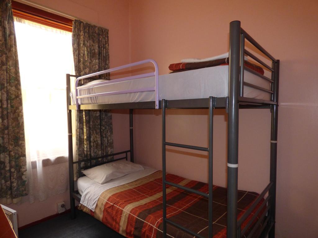 Auberge de jeunesse Cactus Jacks Backpackers à Rotorua Extérieur photo